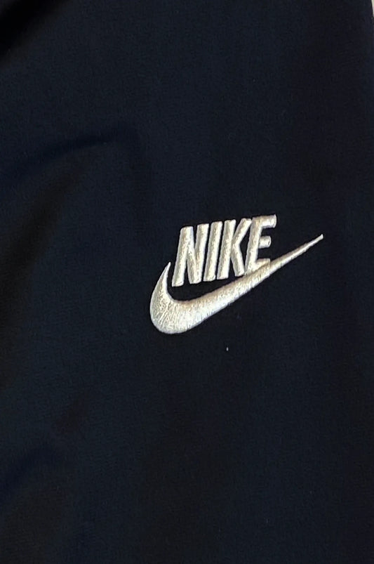 Jogging Nike junior noir – Taille 156–166 cm