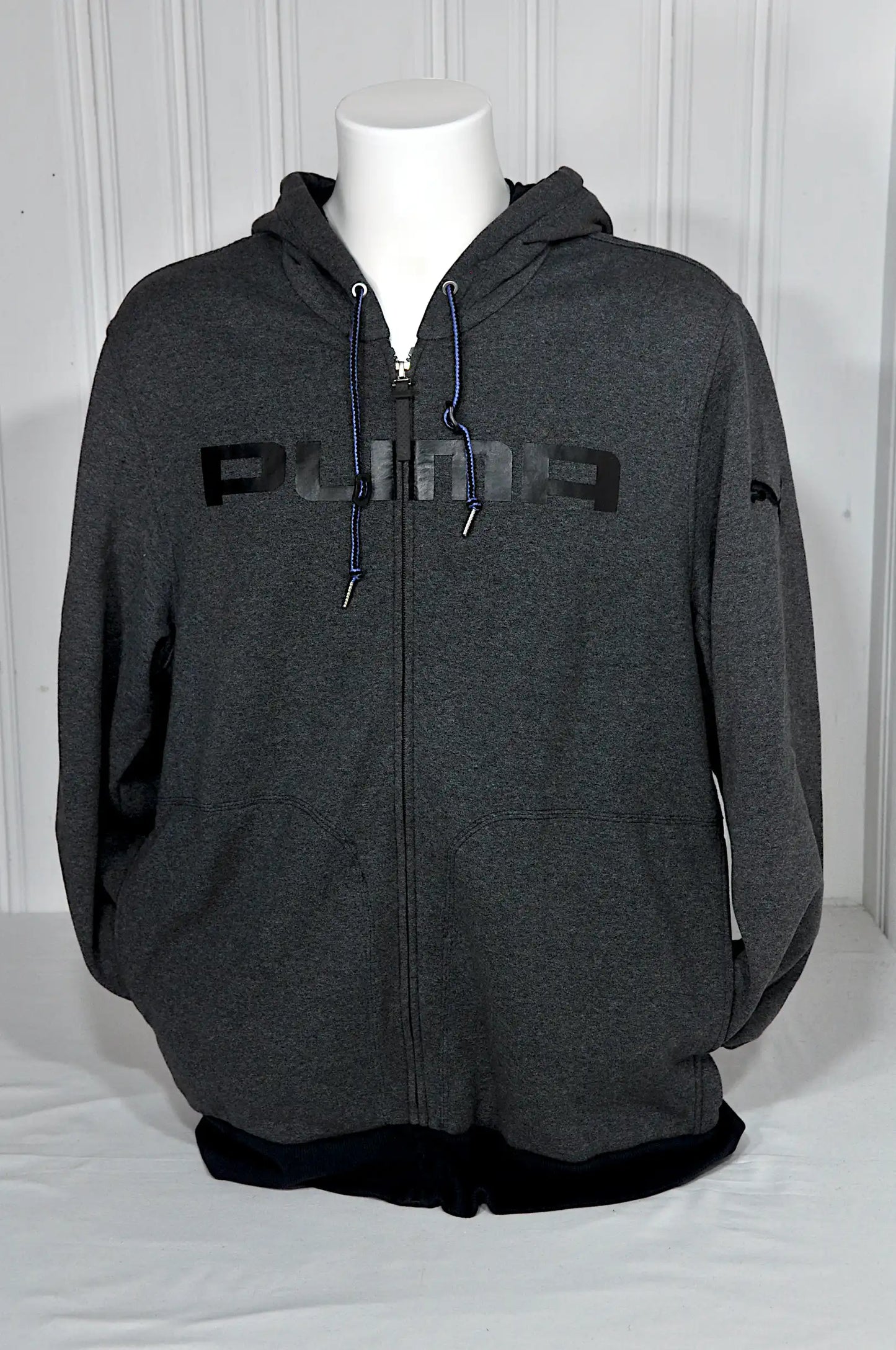 Sweat à capuche zippé Puma gris – Taille 56-58