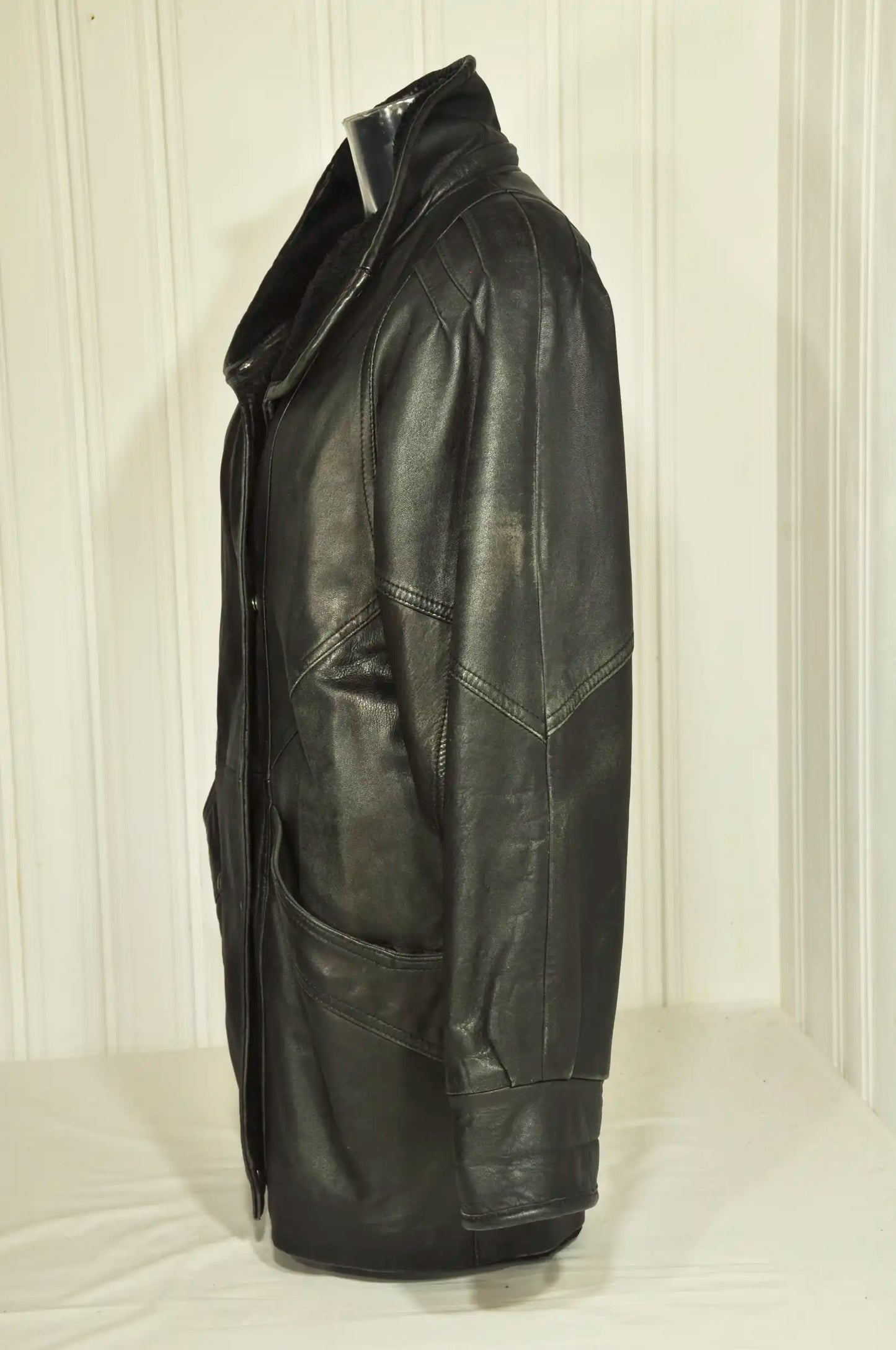 Manteau vintage en cuir noir – Taille M