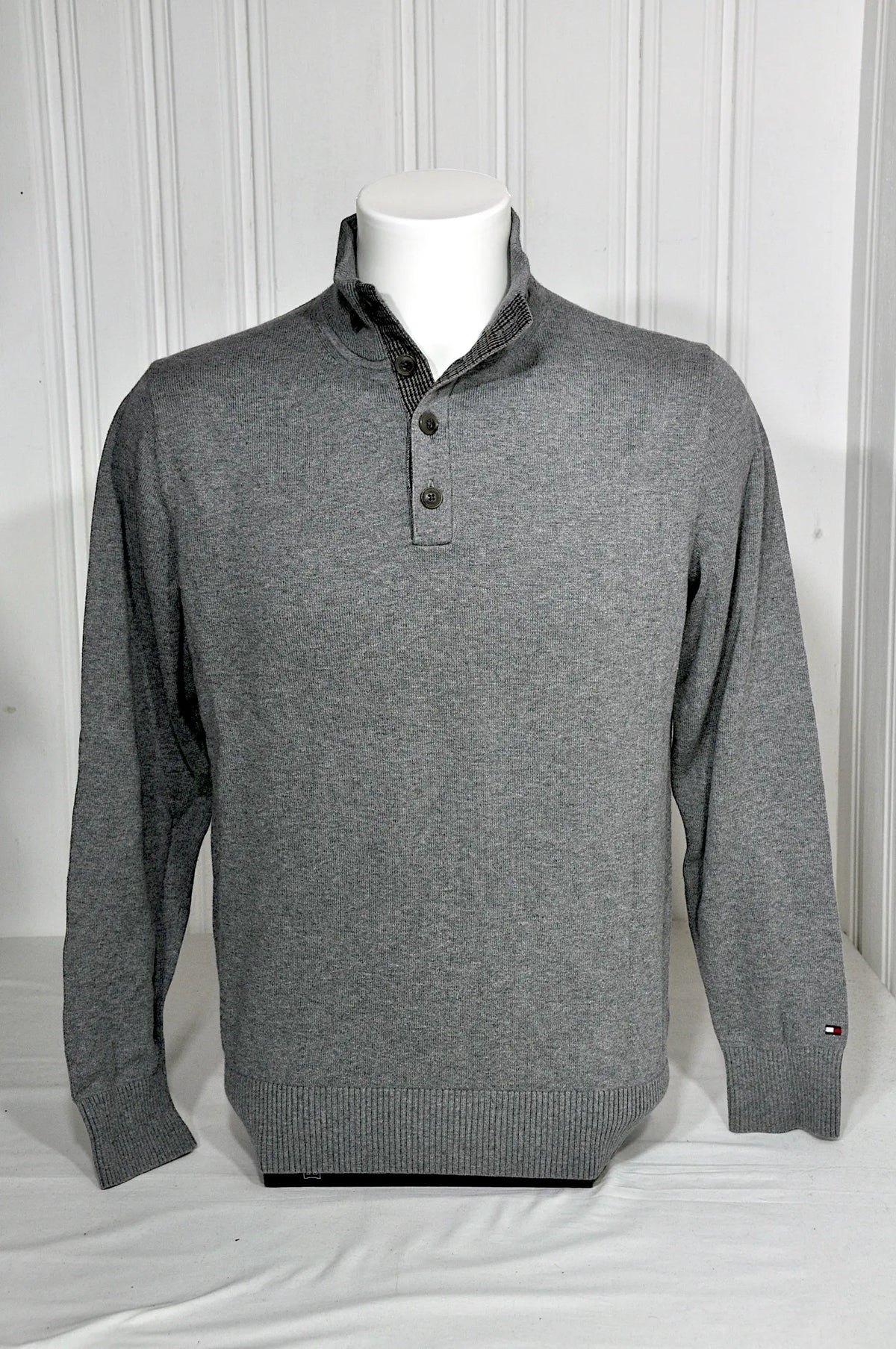 Pull Tommy Hilfiger gris à coudières – Taille M