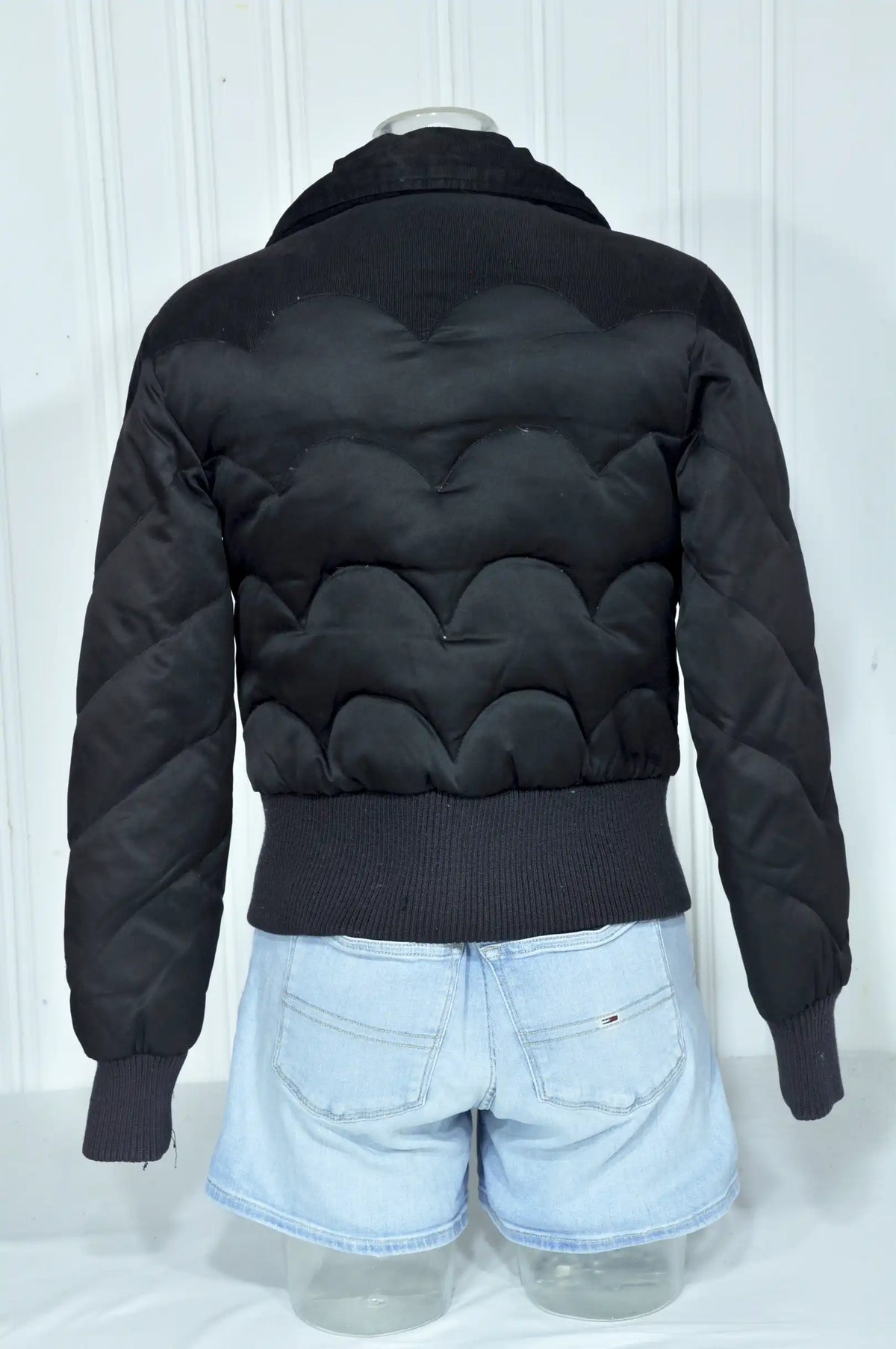 Doudoune courte Levi’s noire – Taille S