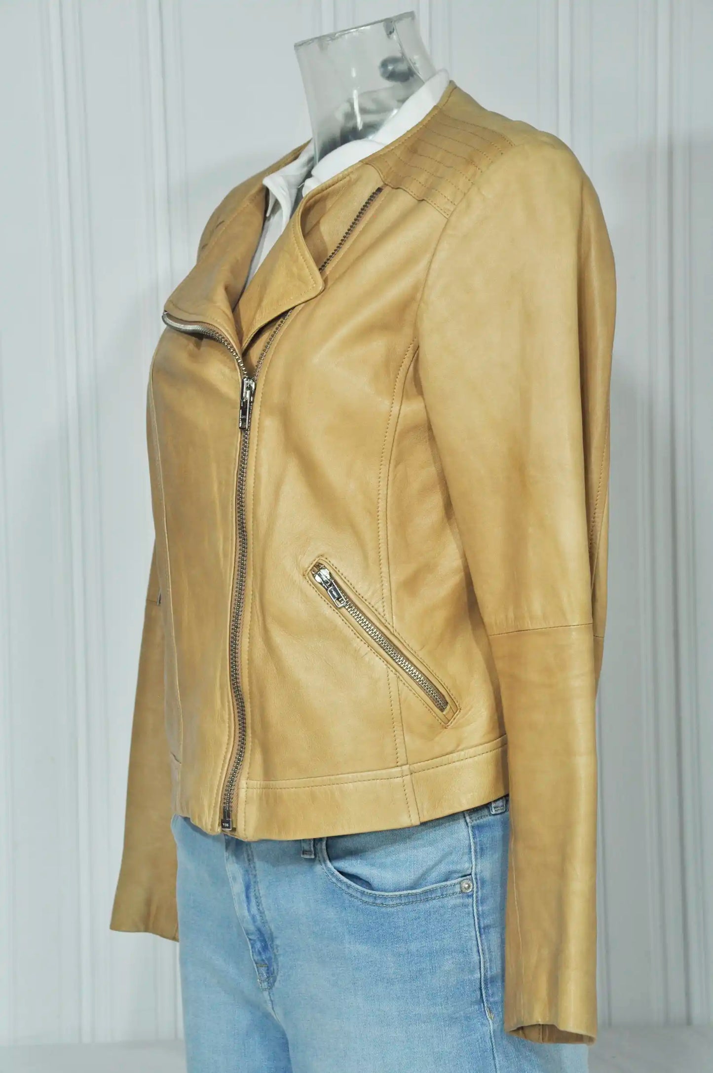 Perfecto en cuir beige L Massimo Dutti