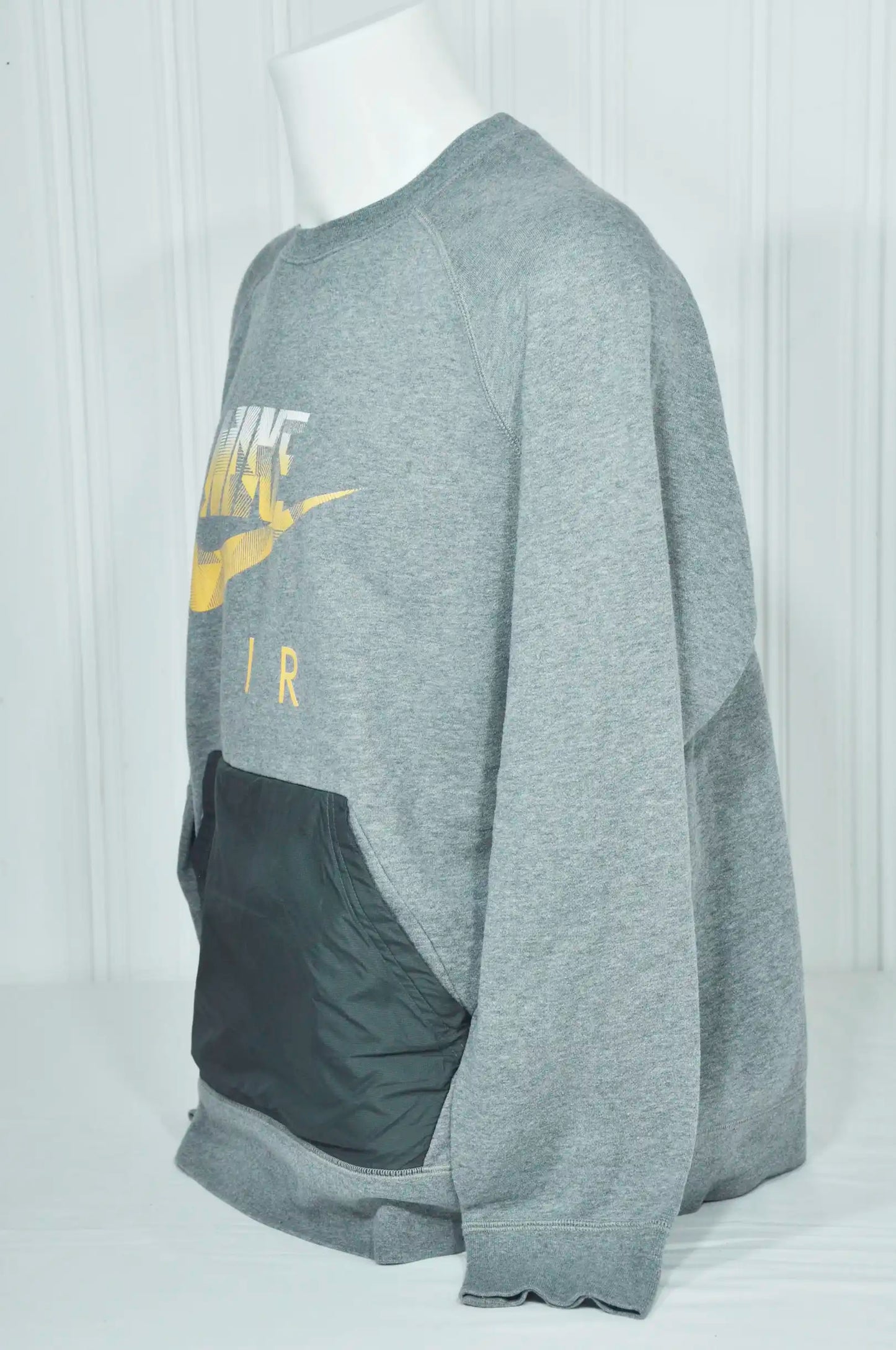 Graues NIKE AIR Sweatshirt