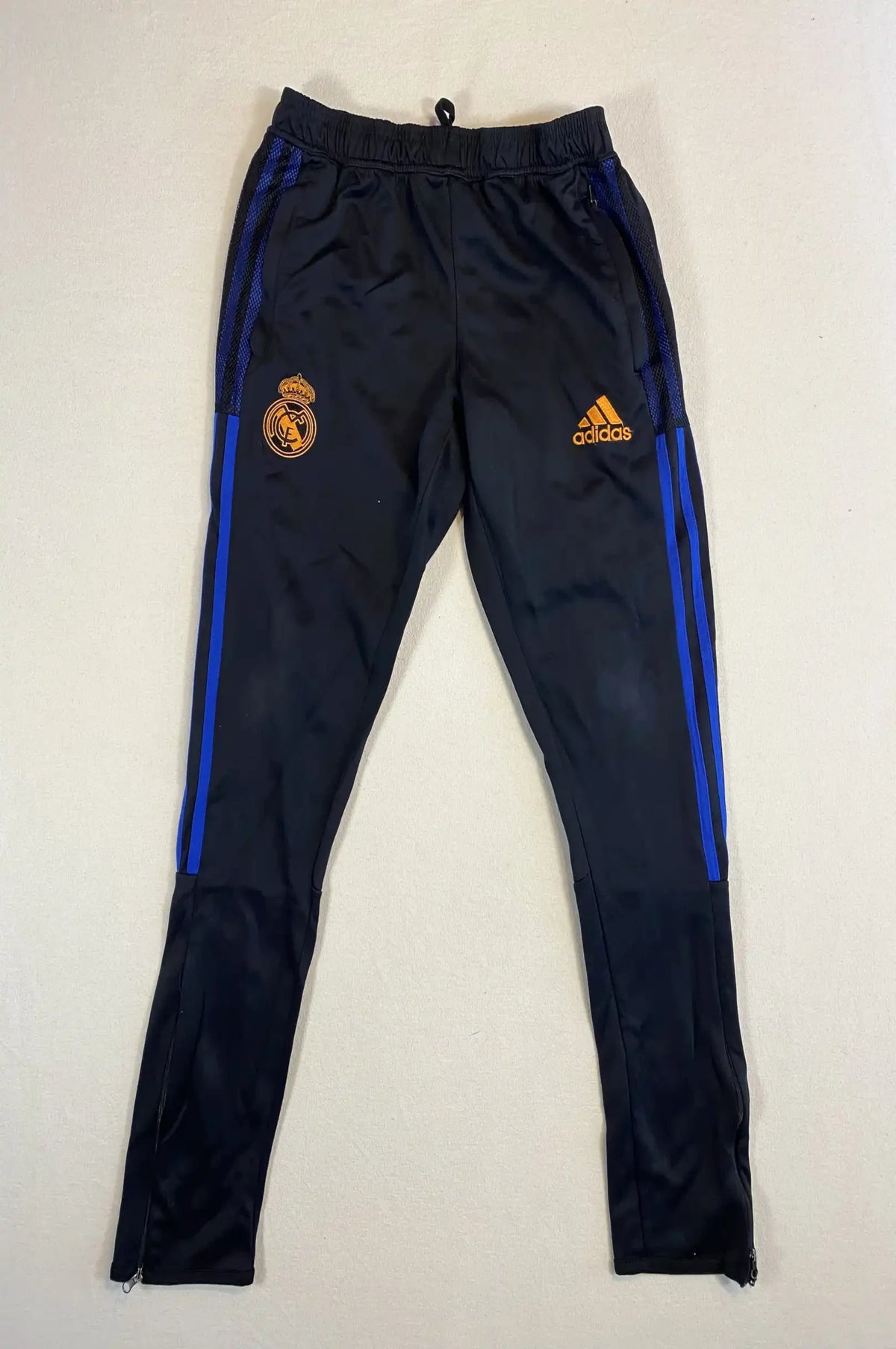 Pantalon de survêtement Adidas Real Madrid – Taille S