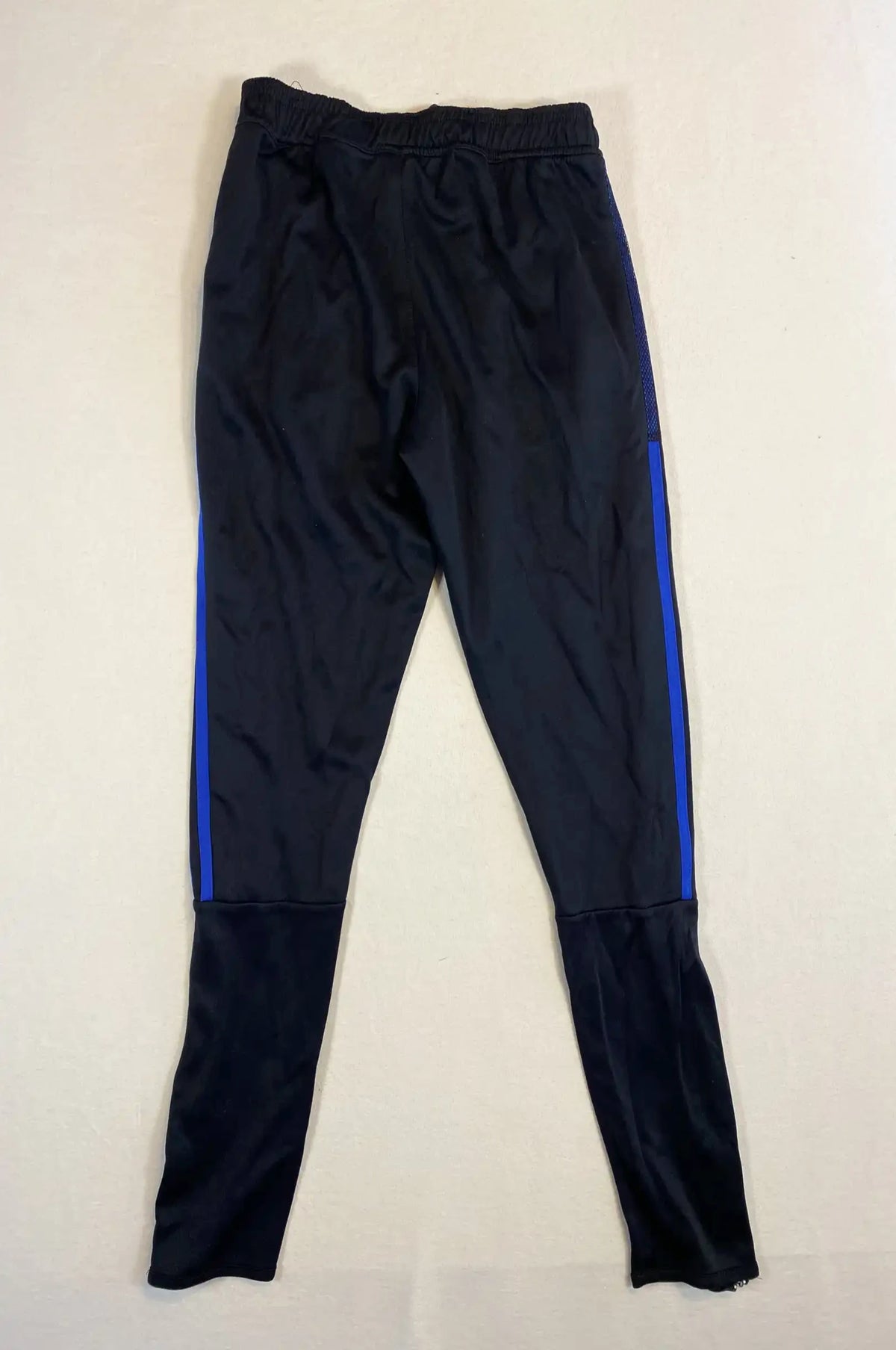 Pantalon de survêtement Adidas Real Madrid – Taille S