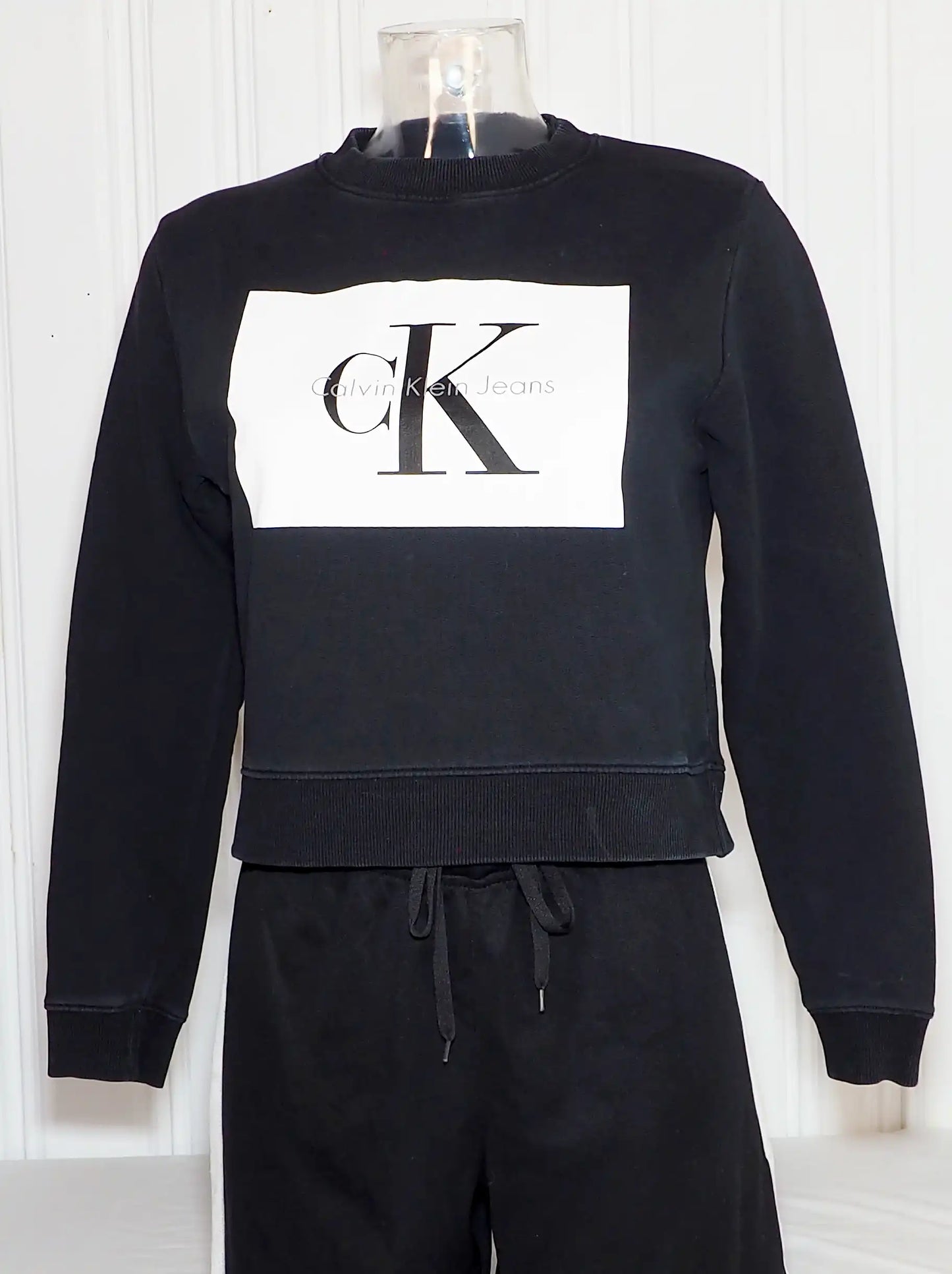 Sweat shirt (crop top) XS Calvin Klein